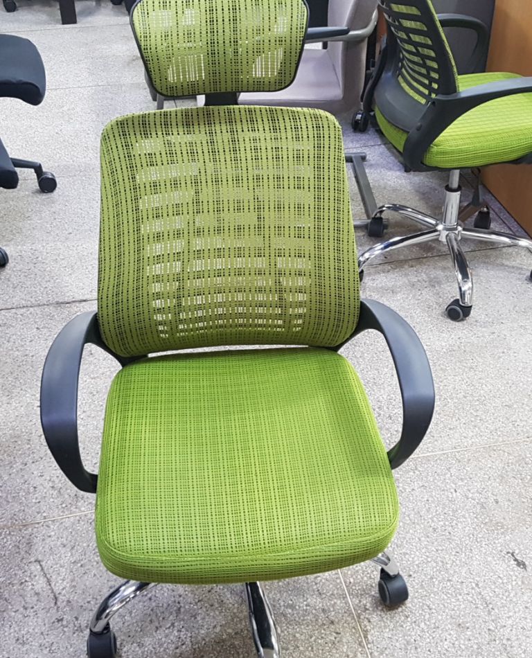   직원용메쉬 의자